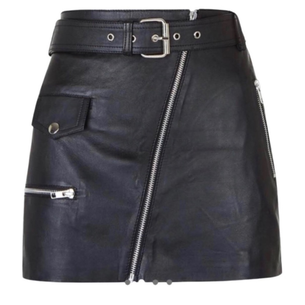 NWOT Forever 21 Mini Leather zipper Skirt